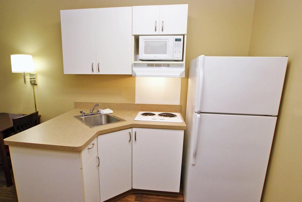 Extended Stay America Suites - Seattle - Northgate ภายนอก รูปภาพ