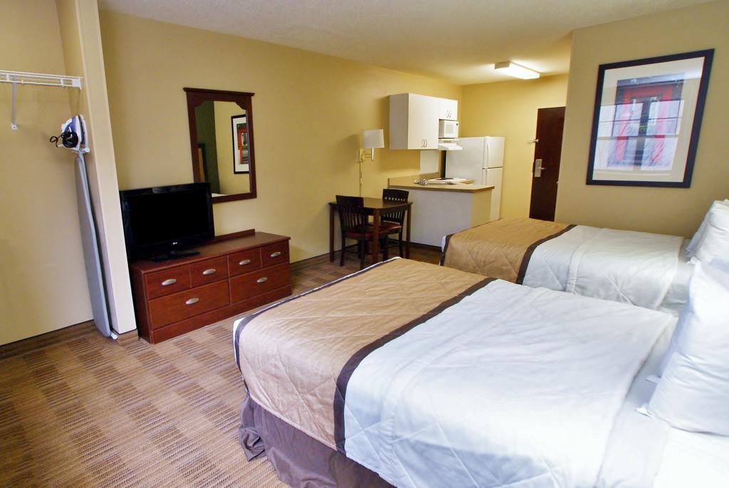 Extended Stay America Suites - Seattle - Northgate ภายนอก รูปภาพ