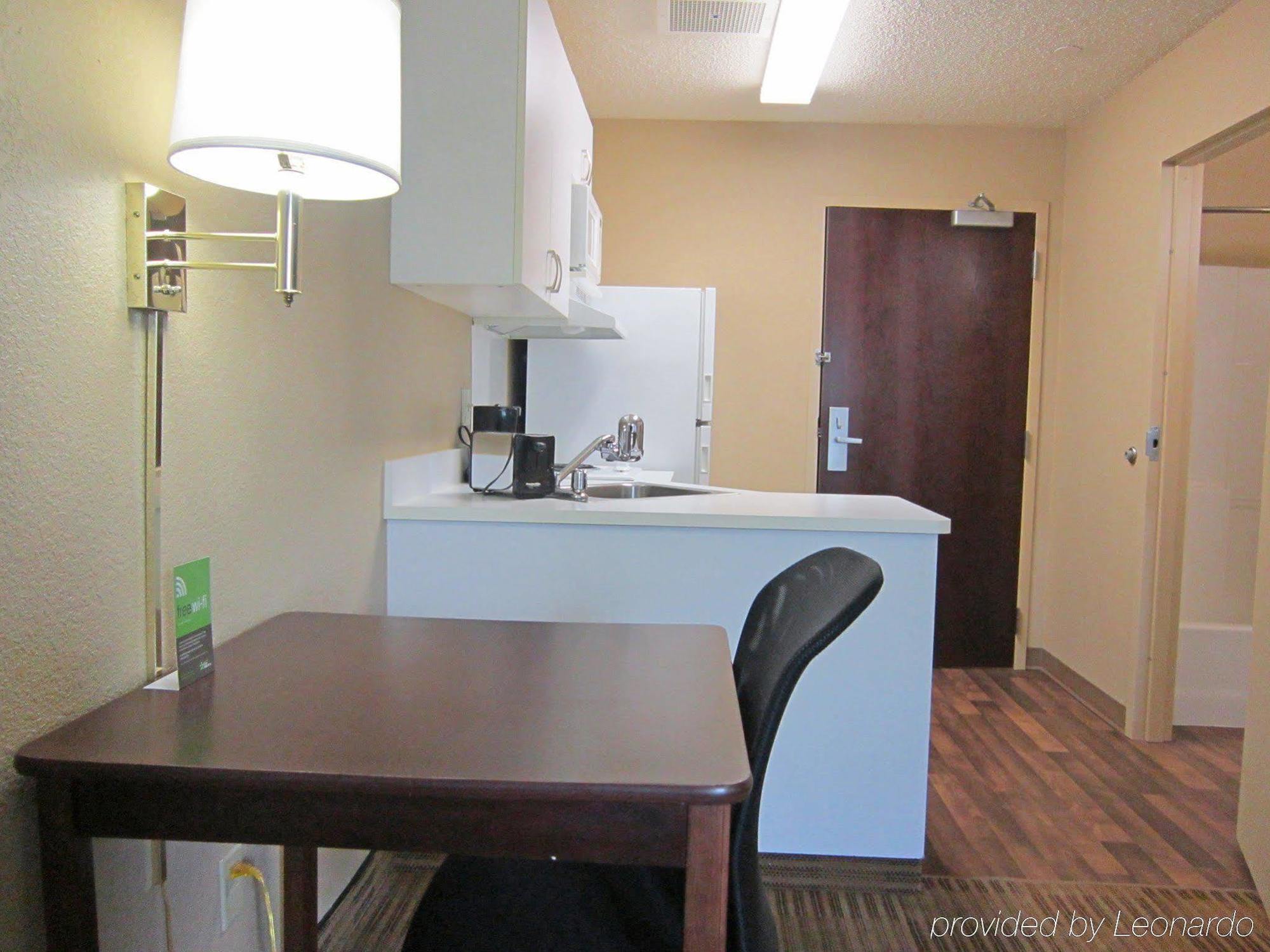 Extended Stay America Suites - Seattle - Northgate ภายนอก รูปภาพ